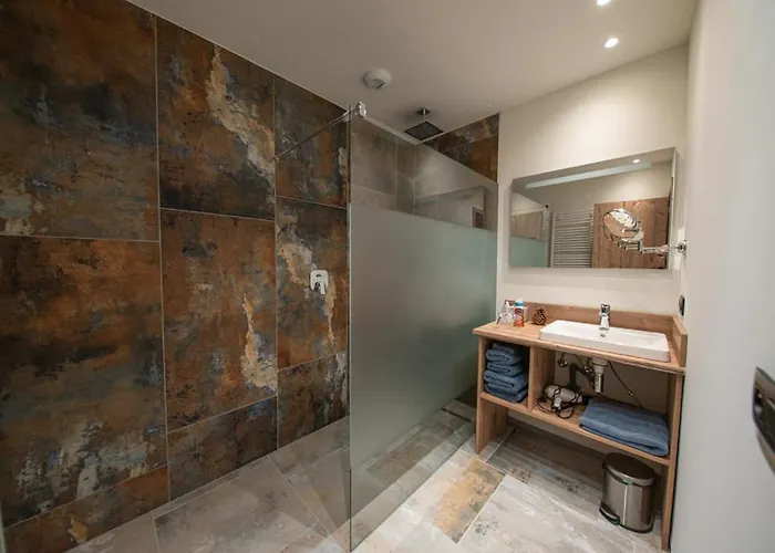 Valtin Bed & Breakfast 3*